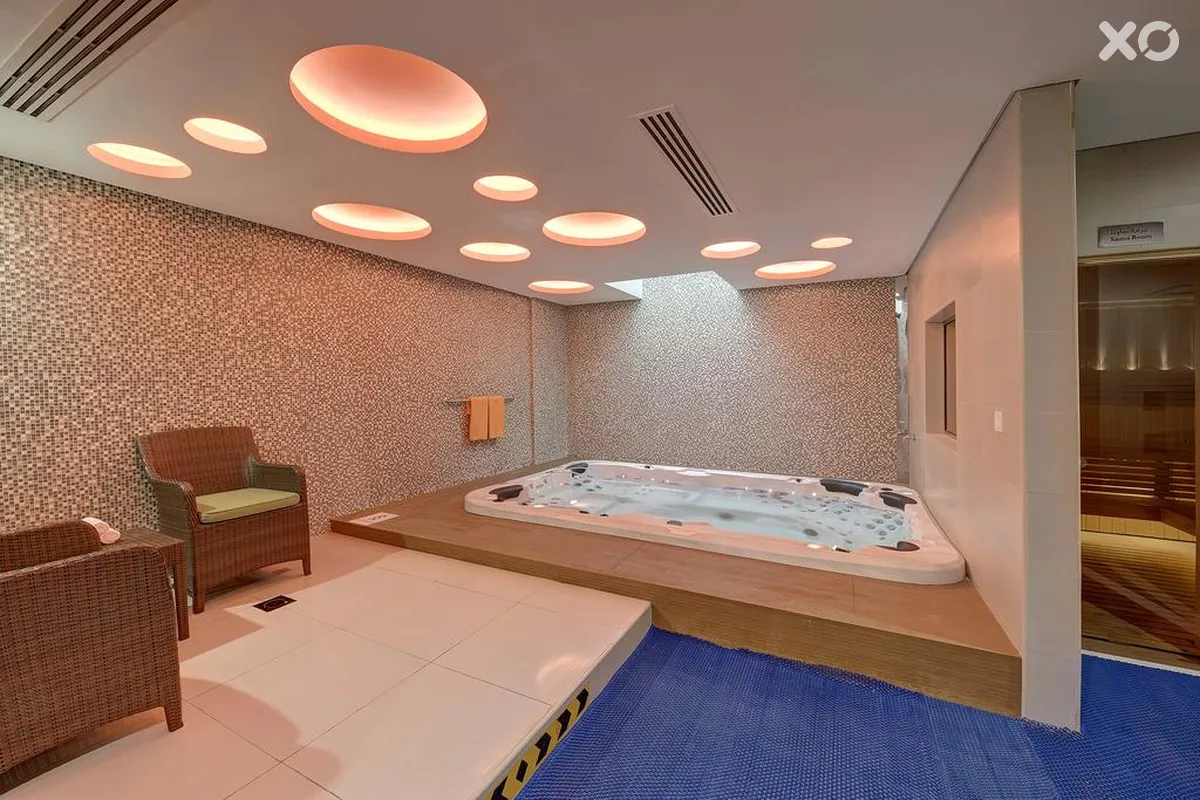 Al Khoory Atrium Hotel