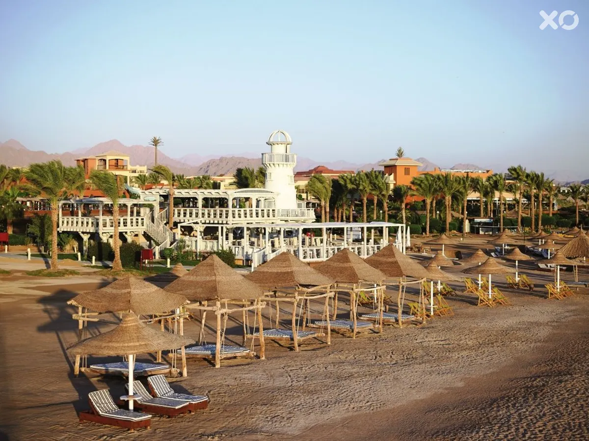 Coral Sea Holiday Resort & Aqua Park