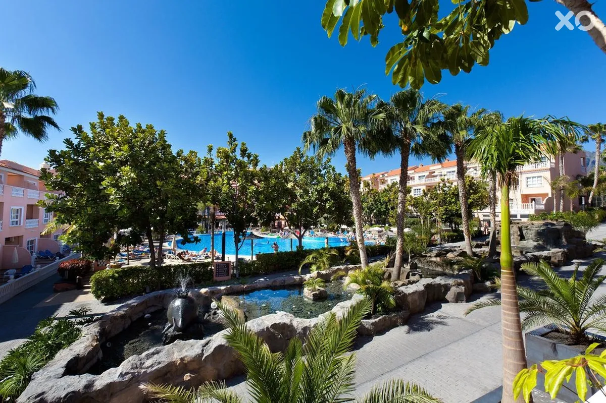 El Duque Aparthotel