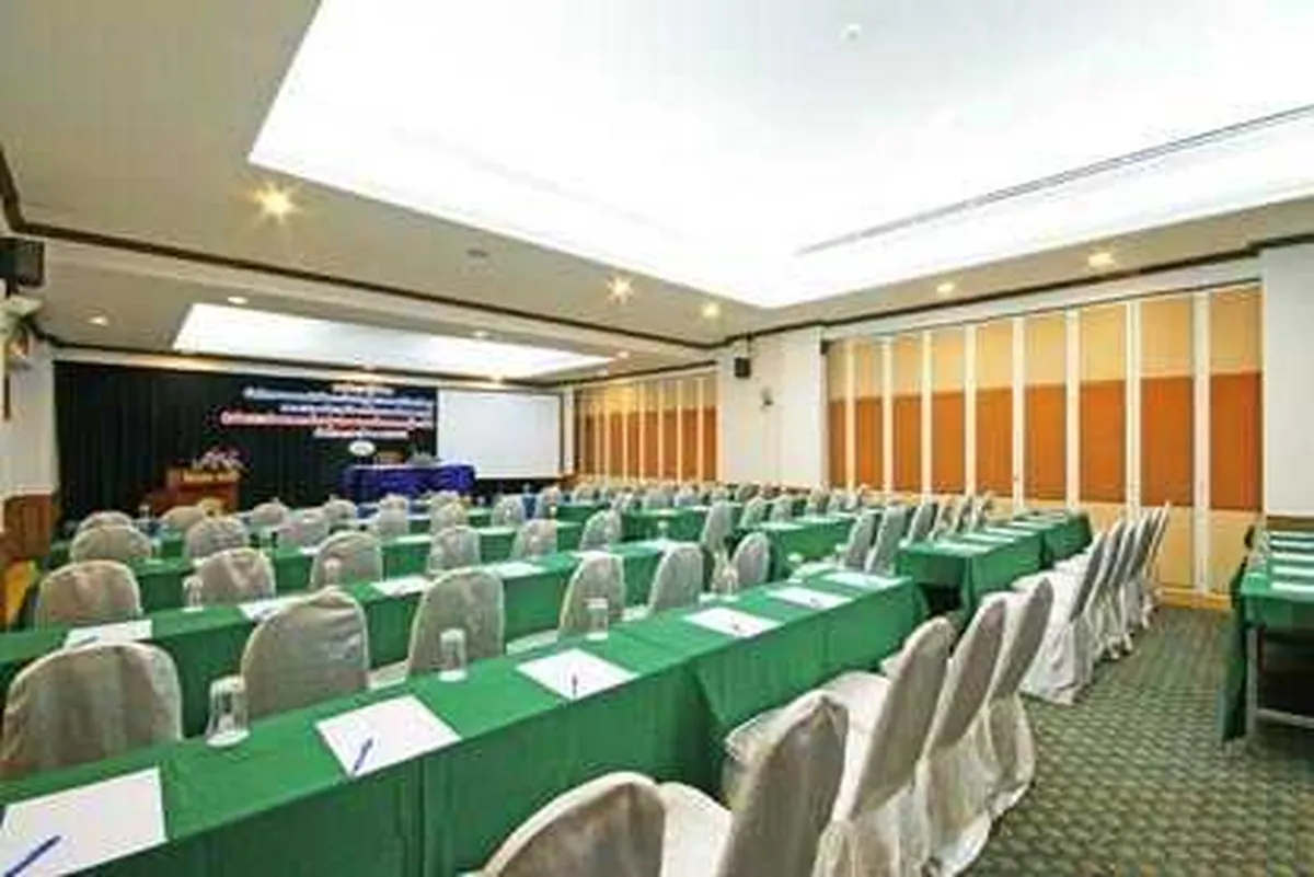 Golden Beach Cha-Am Hotel