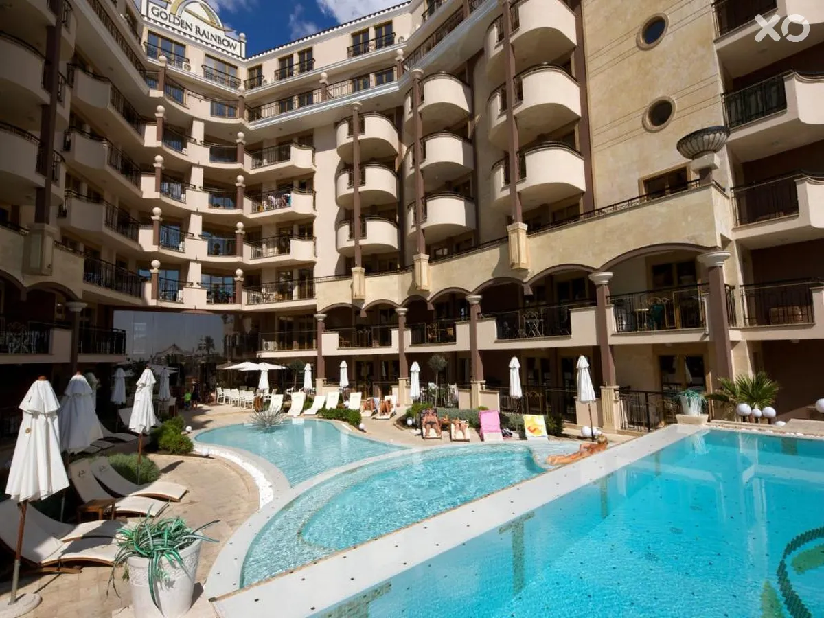 Golden Ina Hotel