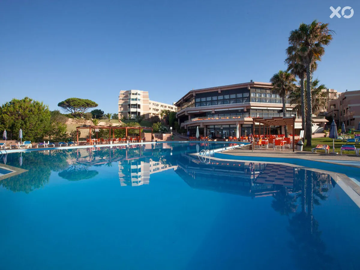 Auramar Beach Resort