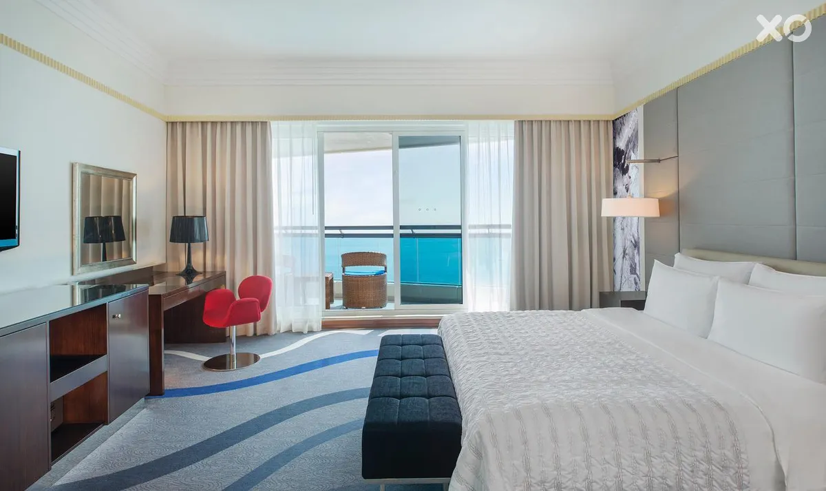 Le Meridien Al Aqah Beach Resort
