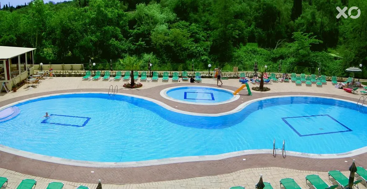 Damia Hotel