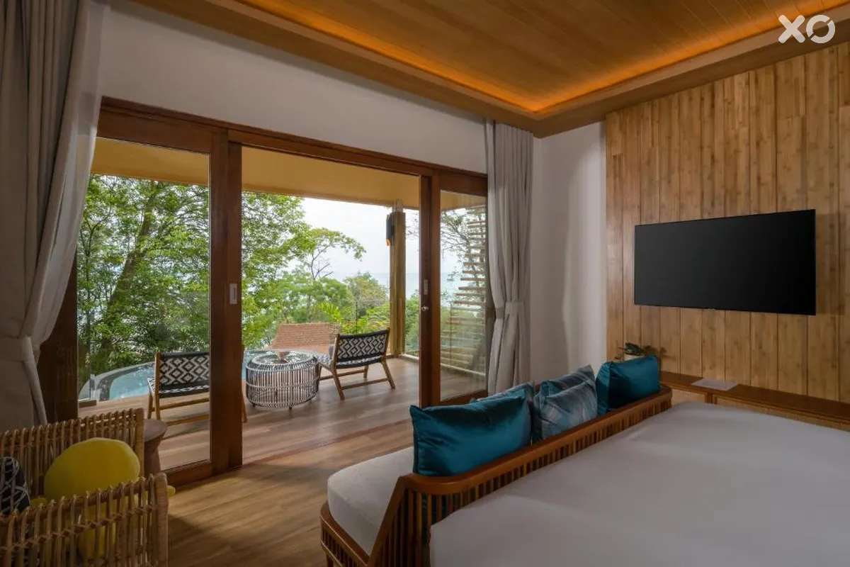 Sinae Phuket Luxury Hotel