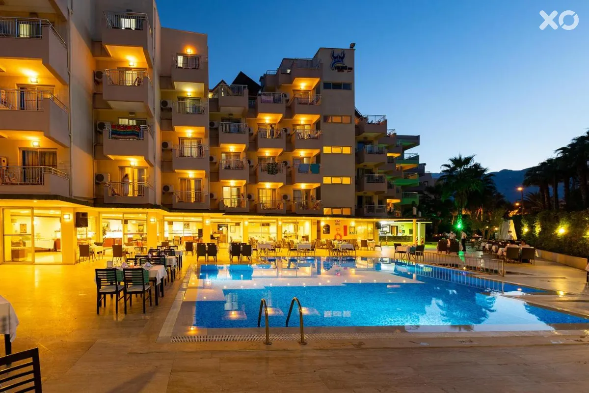 Viking Nona Beach Hotel
