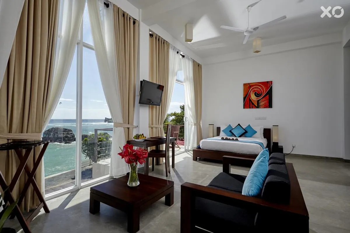 Gartons Cape Hotel