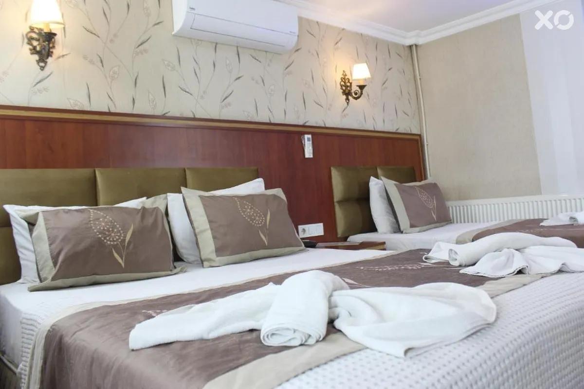 Hermanos Hotel
