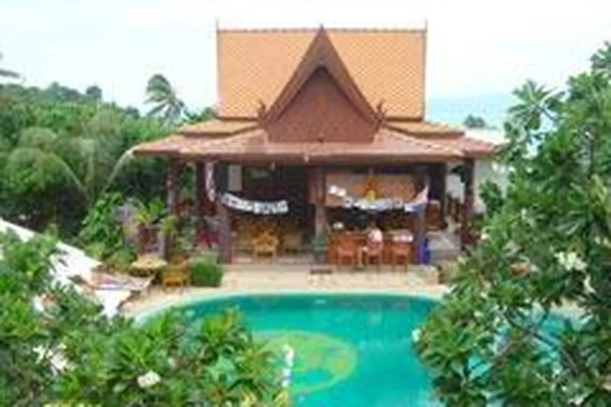 Drop In Club Resort