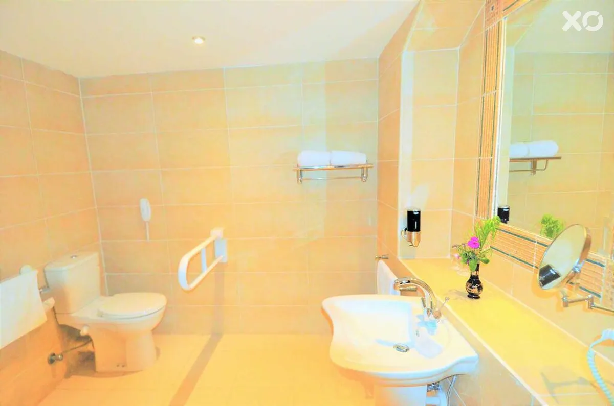 Rohanou Beach Resort