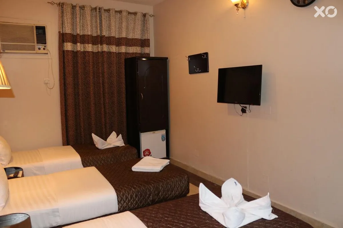 Grand Sina Hotel
