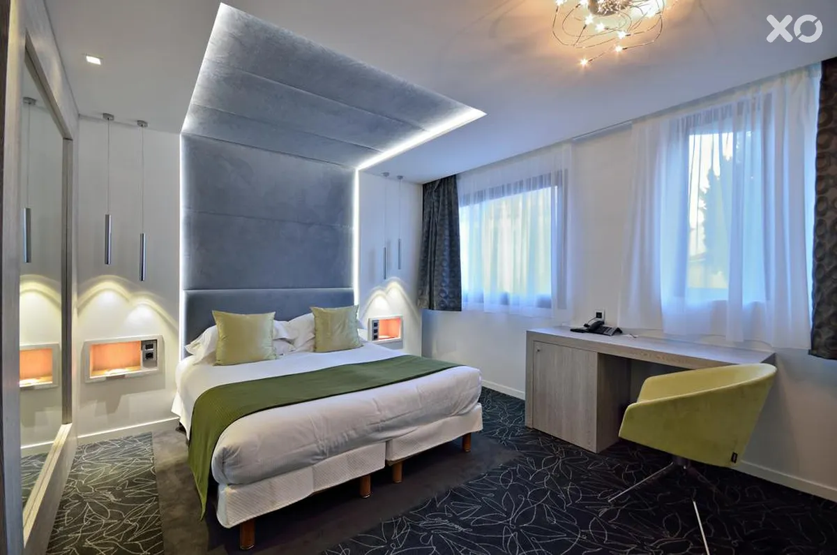 Cezanne Hotel