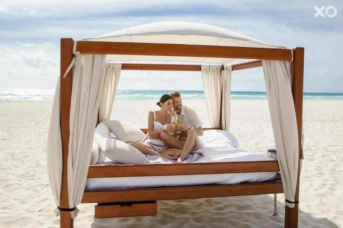 Royal Hideaway Playacar
