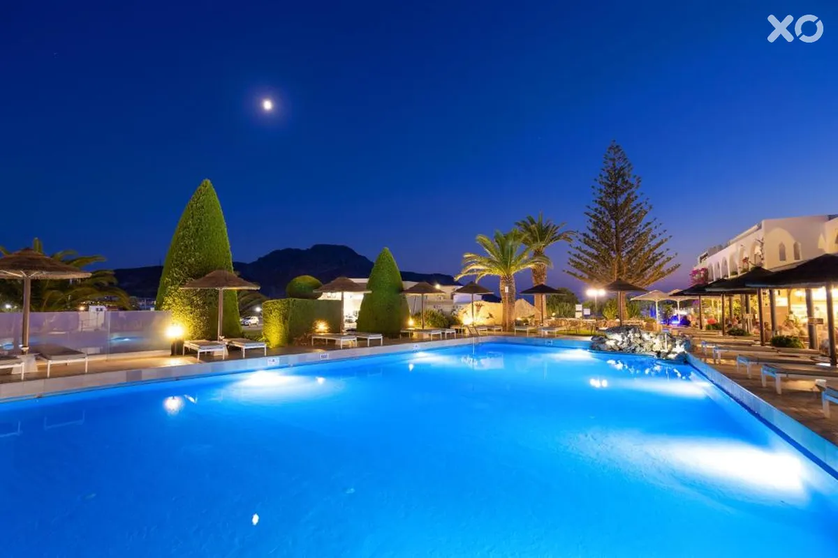 Alianthos Garden