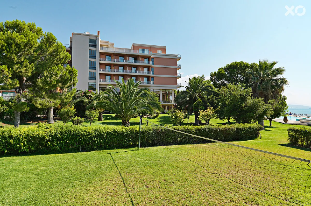 Kalamaki Beach Hotel