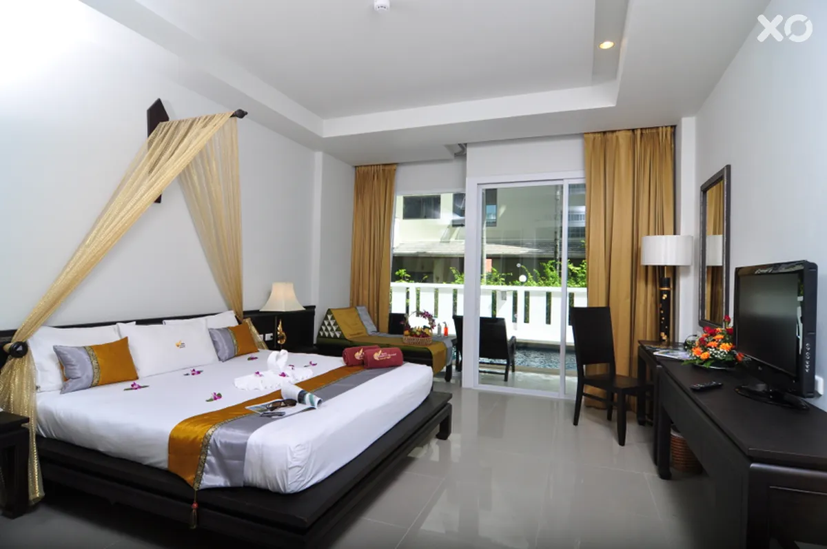 Baan Karonburi Resort