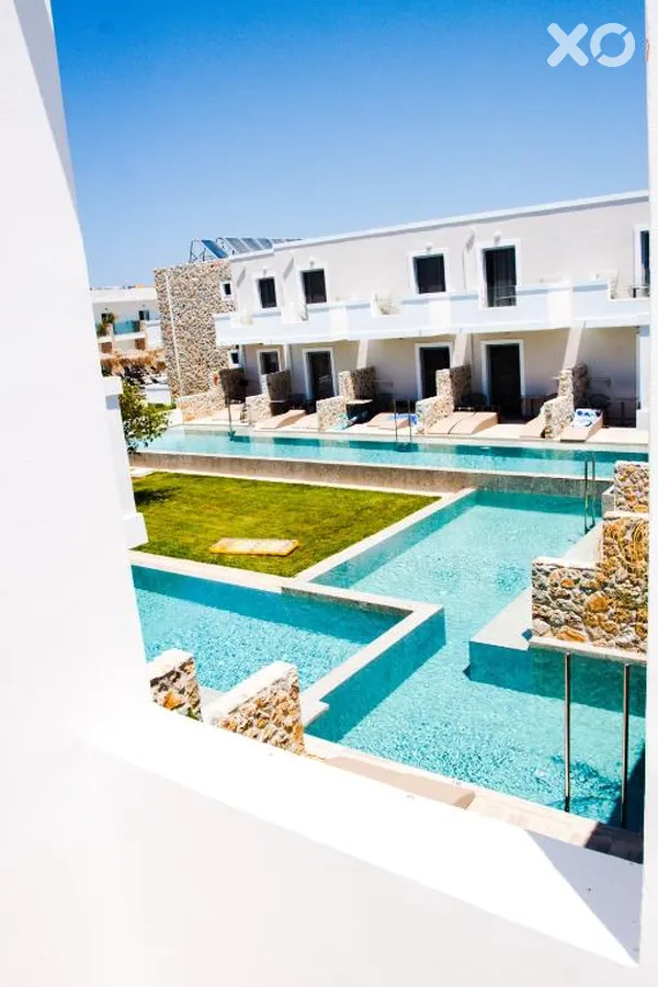 Sunshine Hotel