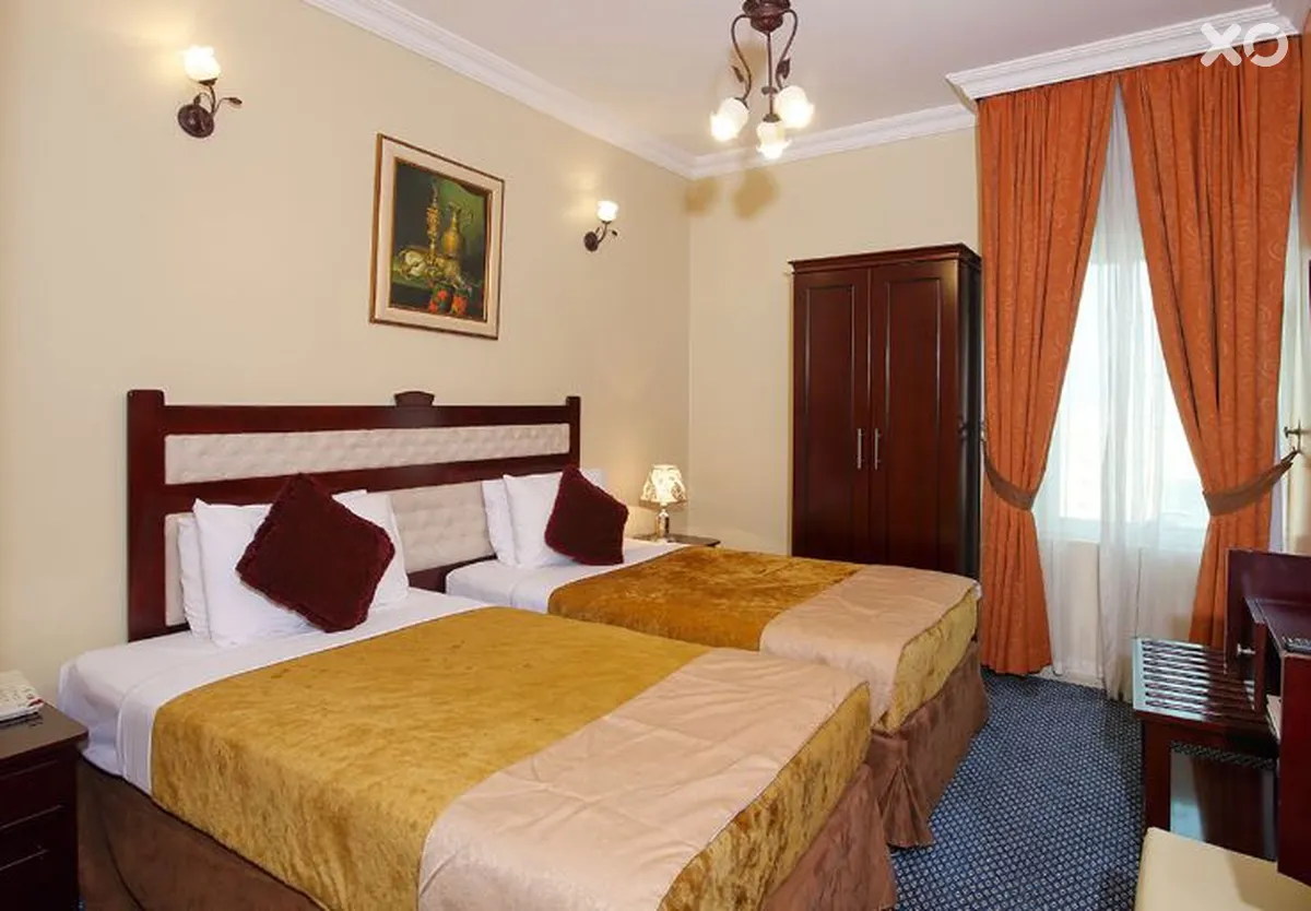 Al Bustan Tower Hotel Suites