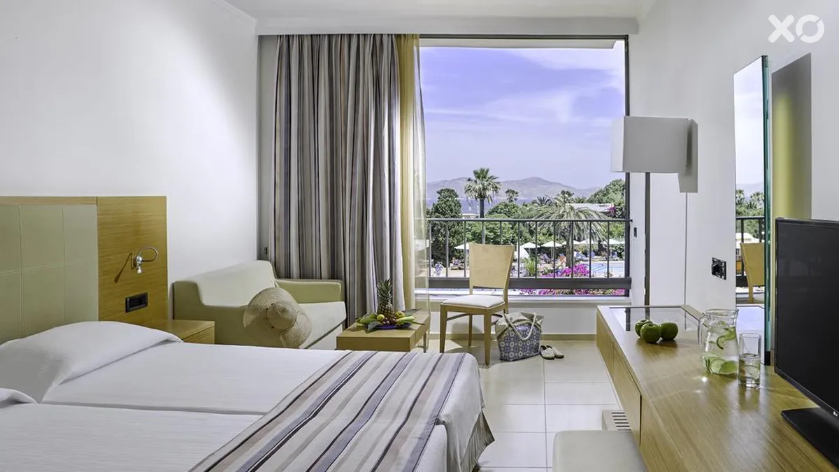 Caravia Beach Hotel