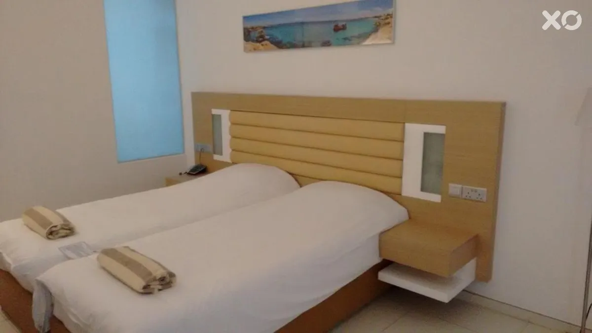 Vrissaki Beach Hotel