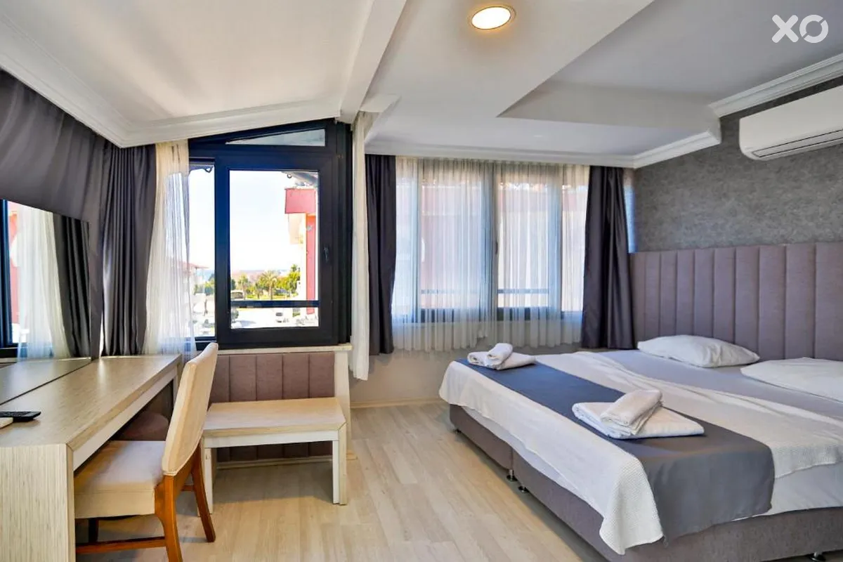 Side Gunes Hotel