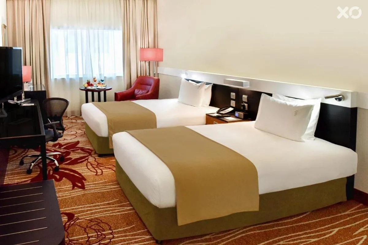 Excelsior Hotel Downtown