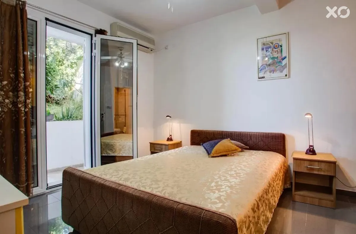 Sun Rose Apartments