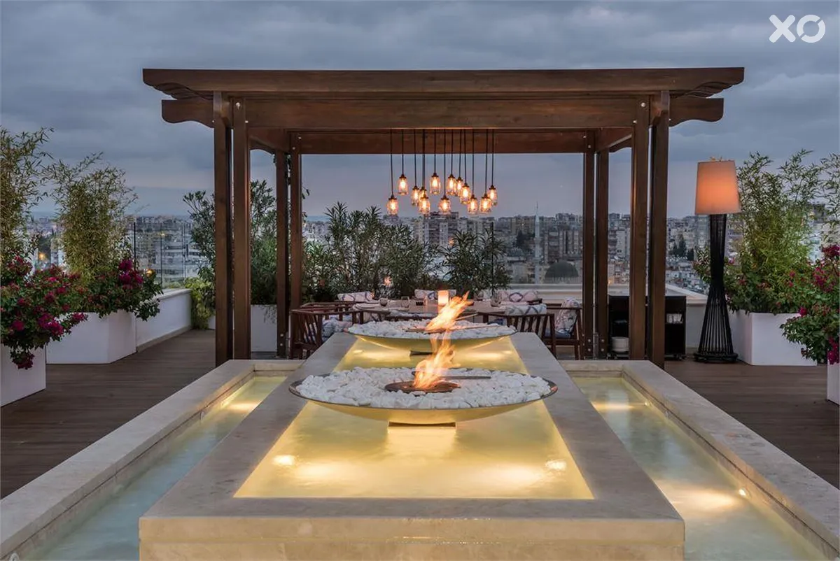 Akra Hotel