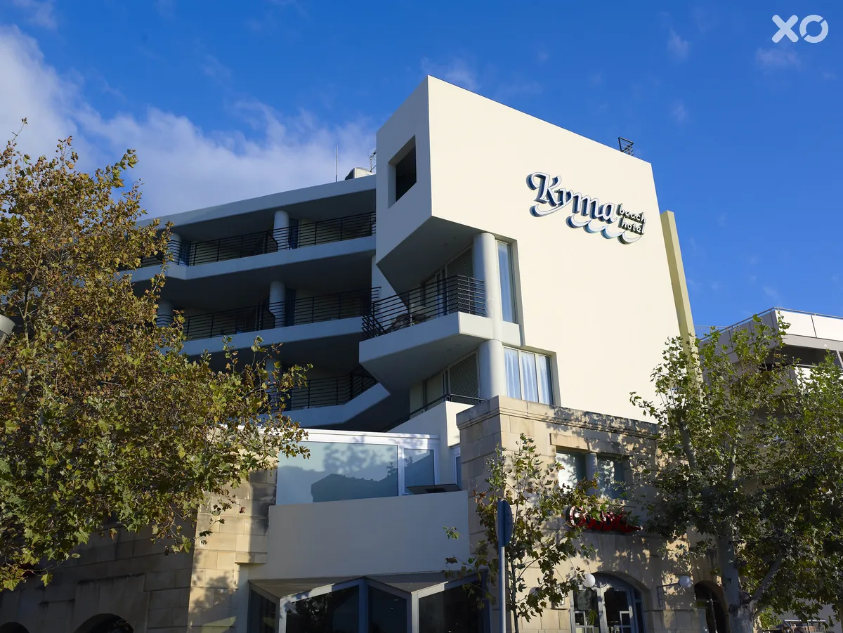 Kyma Suites Beach Hotel