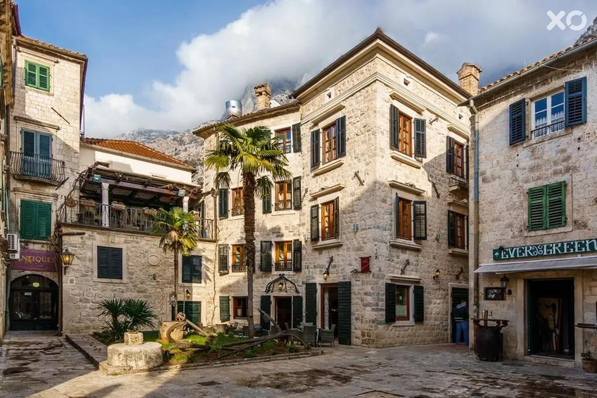 Monte Cristo Hotel