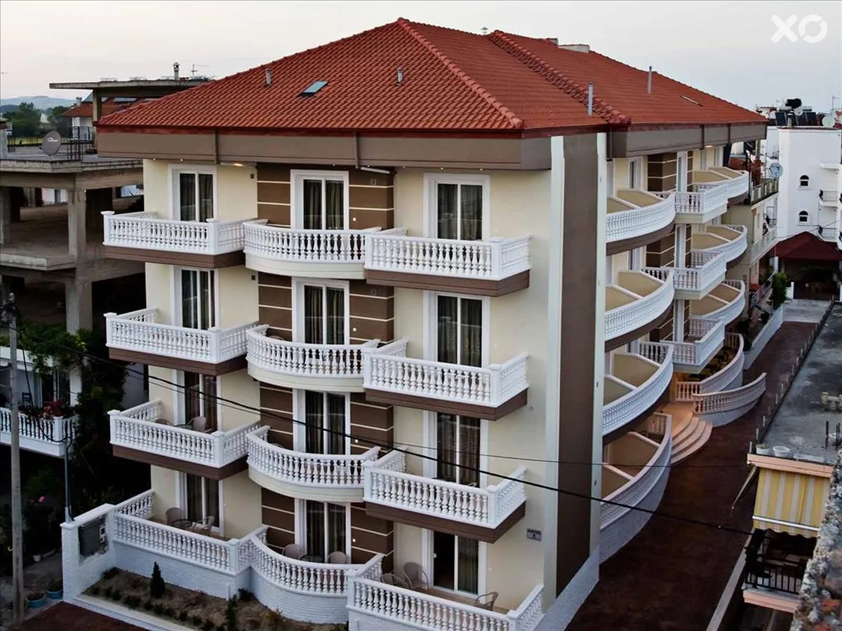 RG Status Hotel