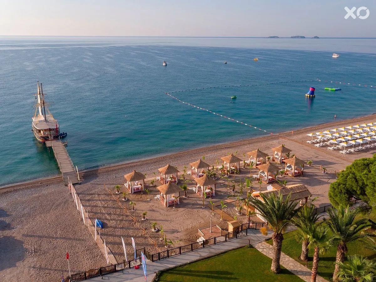 Pirate's Beach Club