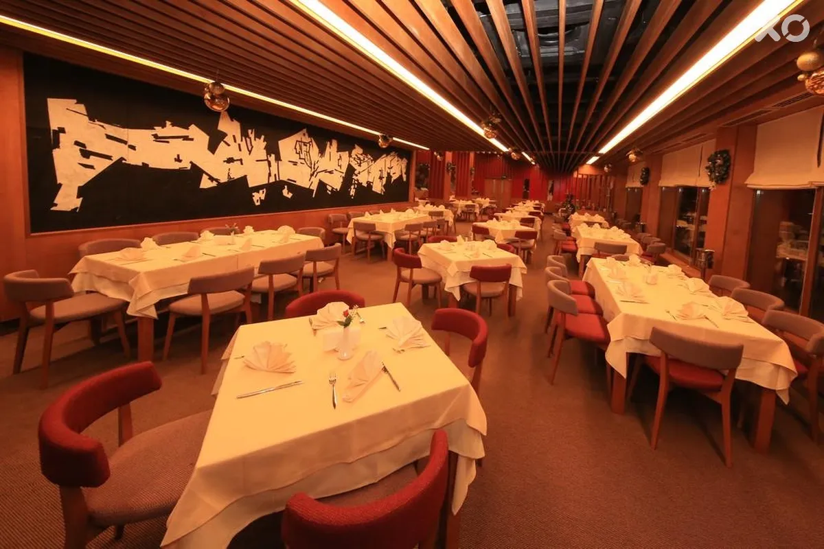 Strazhite Hotel