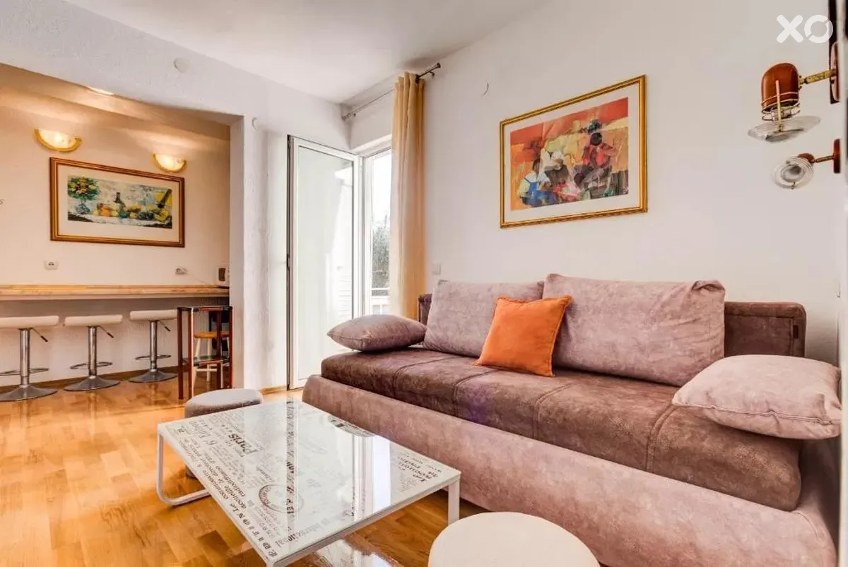 Sun Rose Apartments