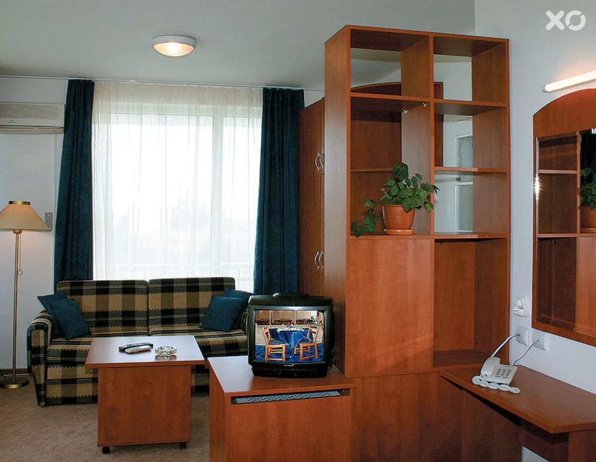 Frederic Joliot-Curie Hotel