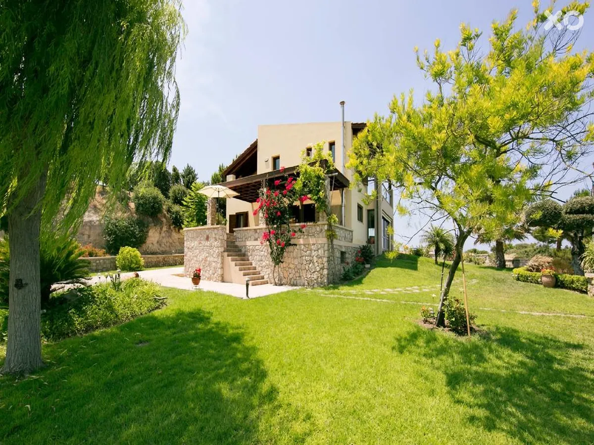 Russelia Villa