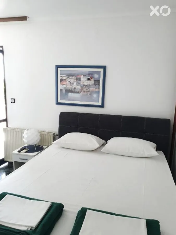 Franeta Apartments