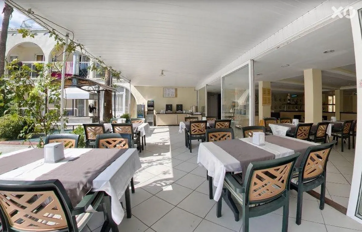 Golden Sun Hotel