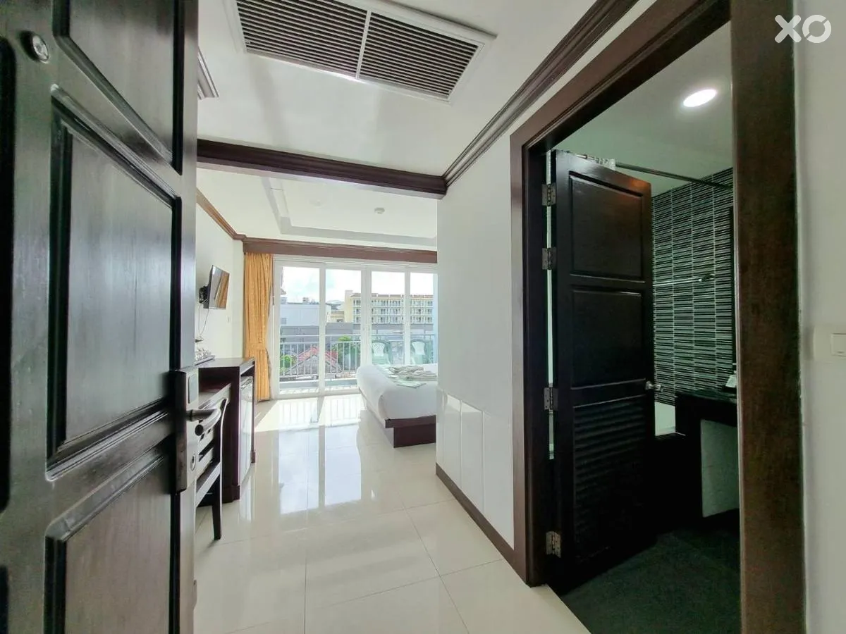 77 Patong Hotel & Spa