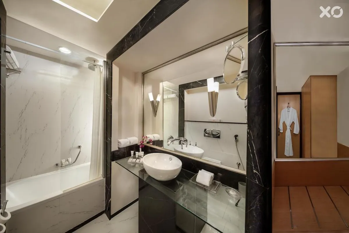 Savoy Suites Hotel Apartments