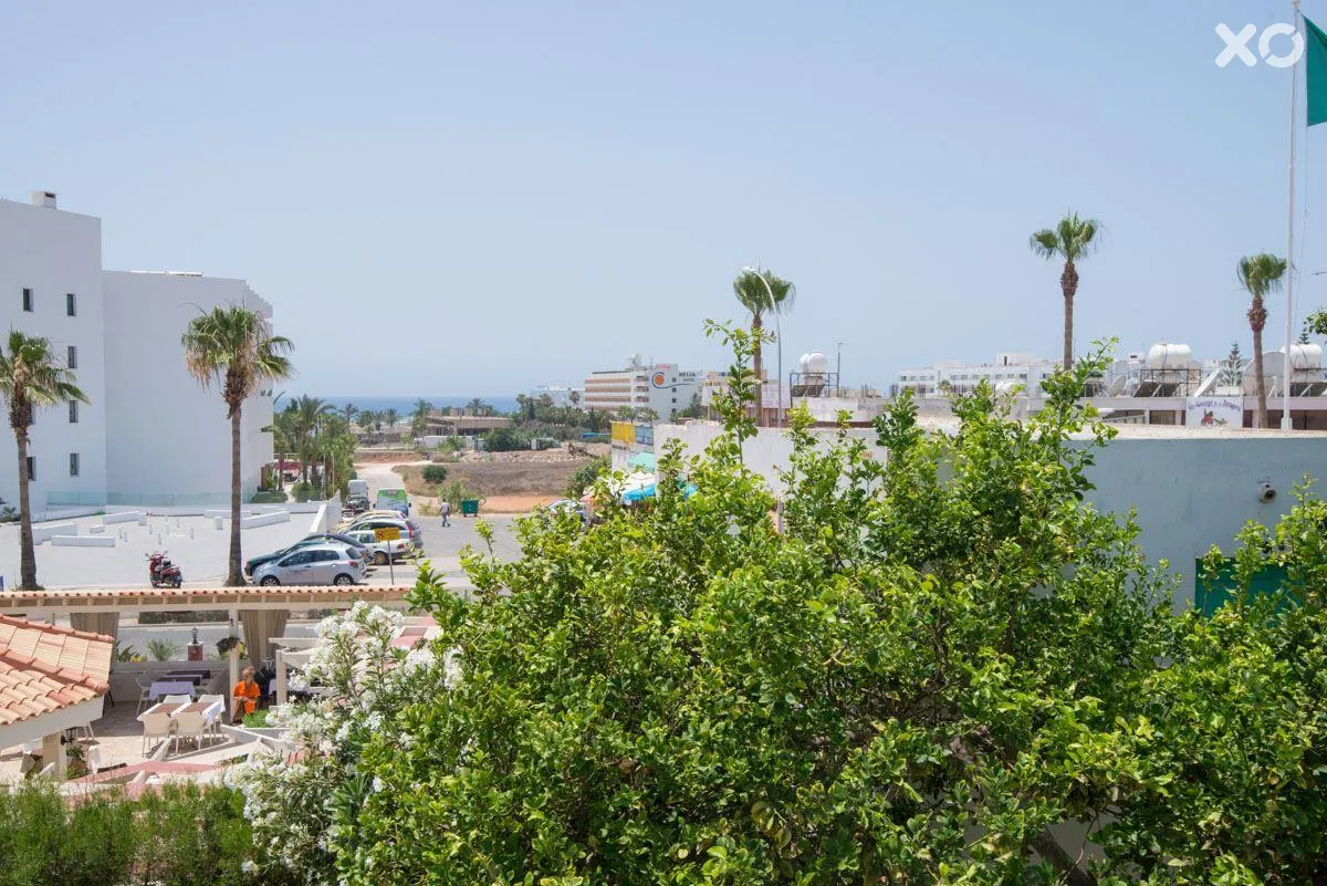Kkaras Hotel