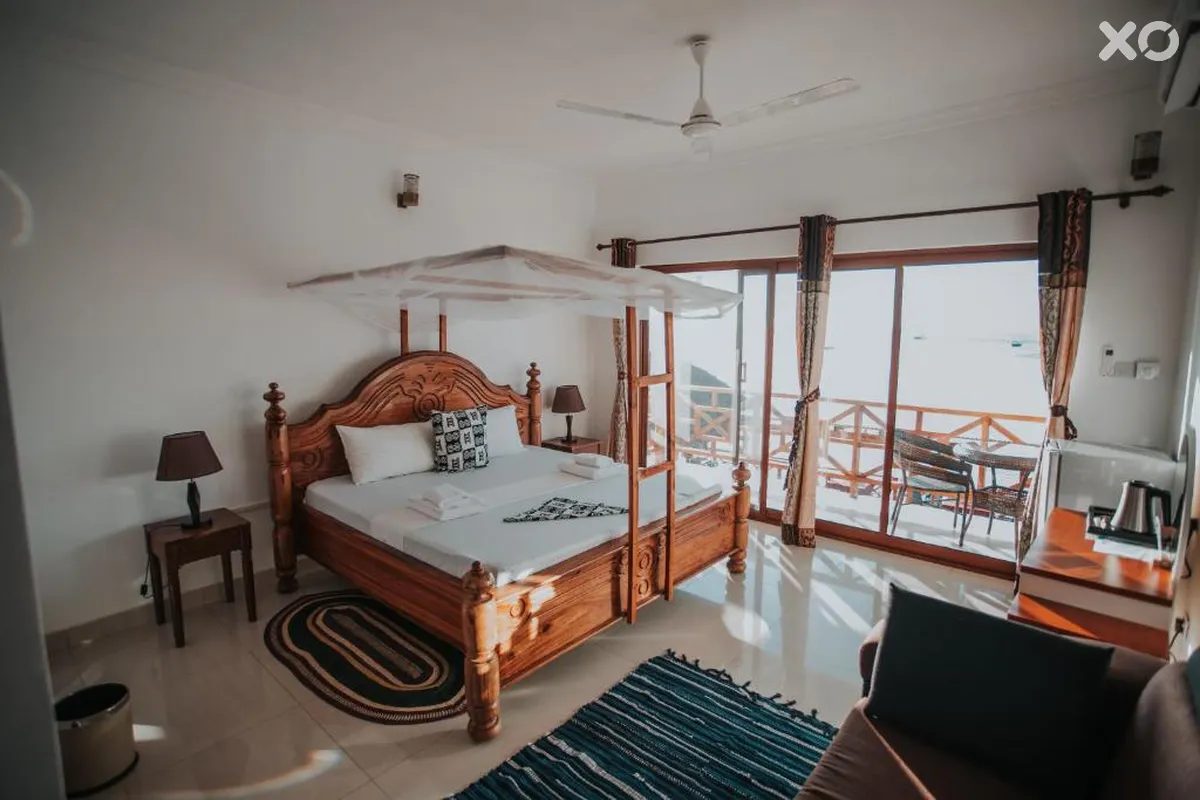 Zenobia Beach Resort