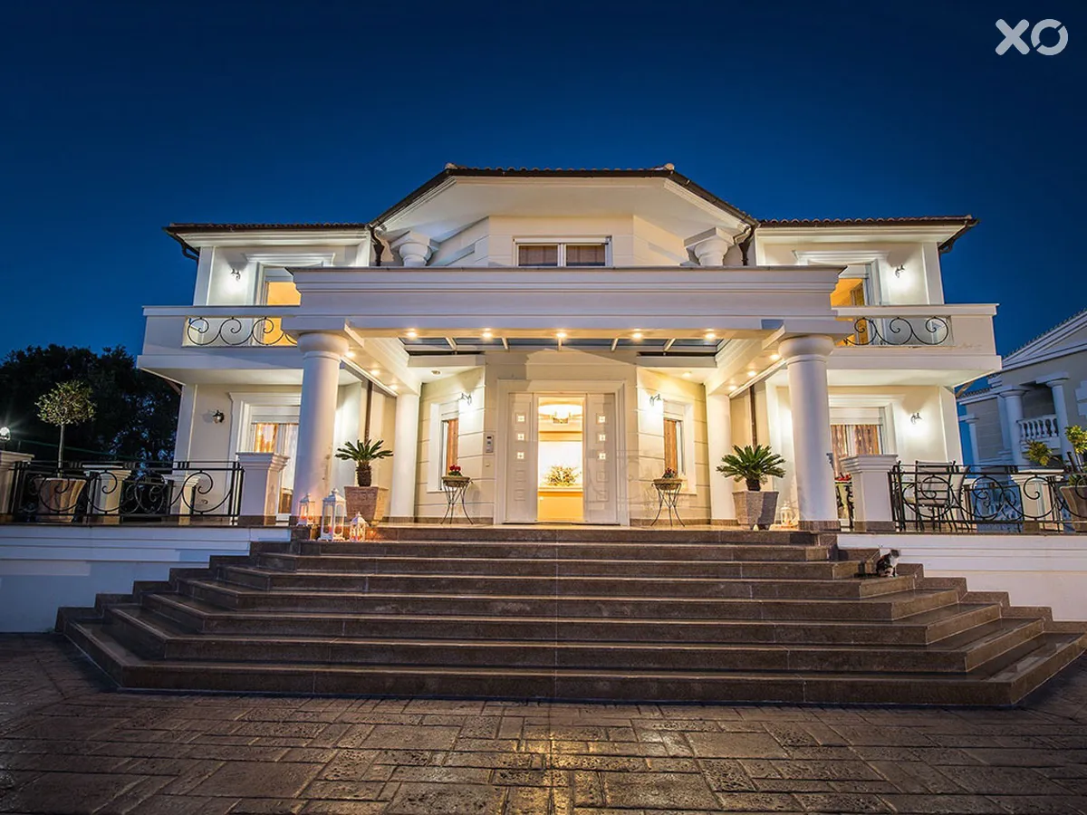 Frido Luxury Villa