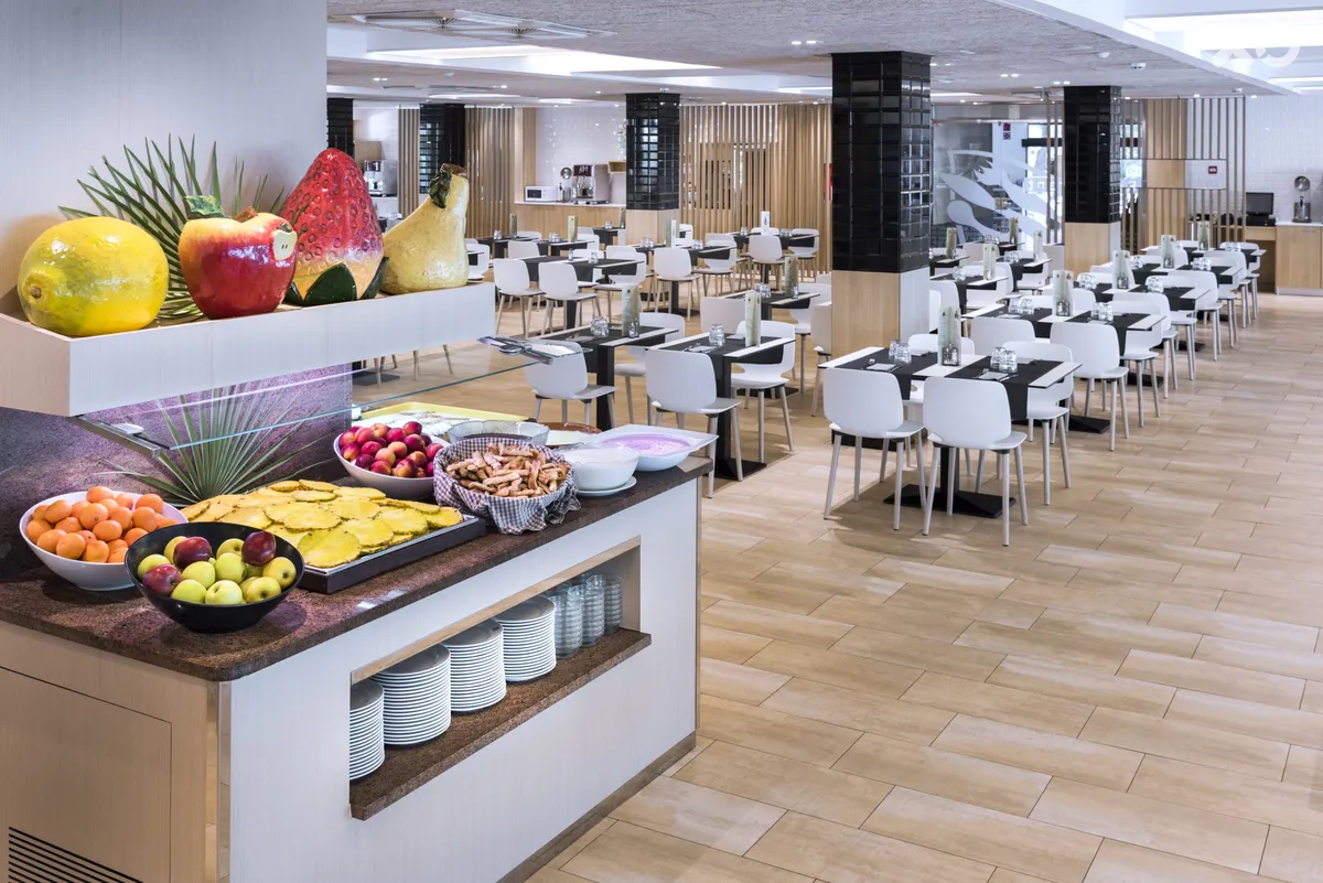 President Calella Hotel