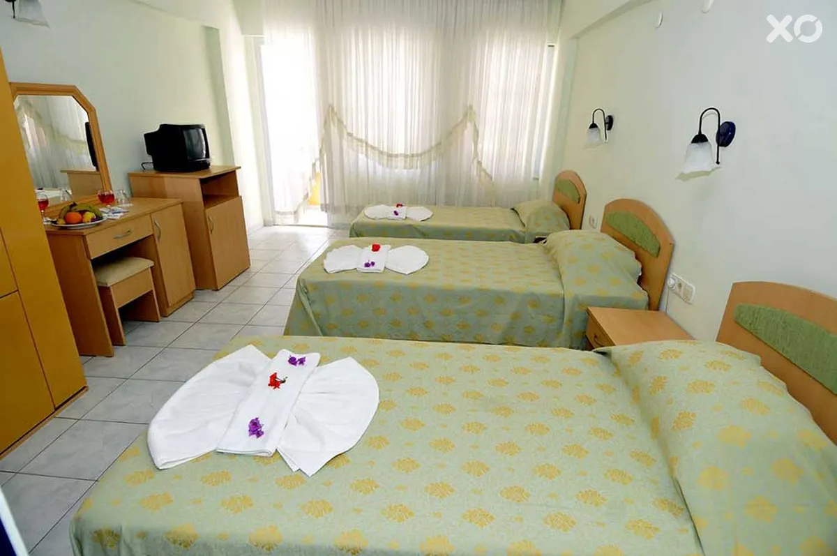 Eras Hotel
