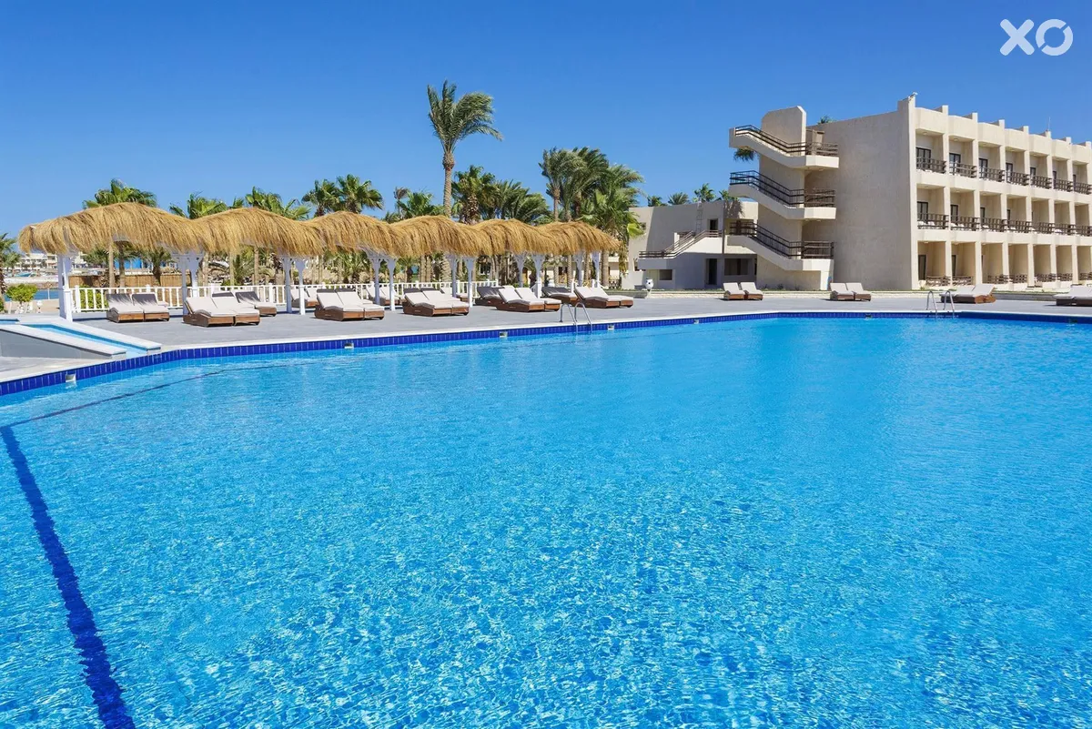 Meraki Resort