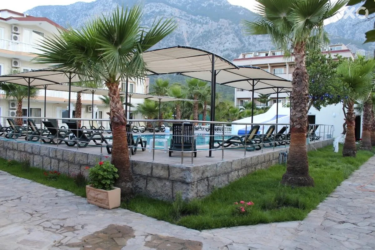 Gold Stone Hotel