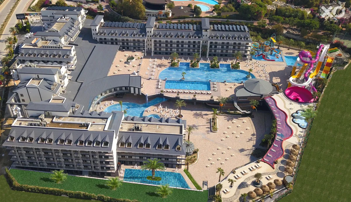 Dream World Palace