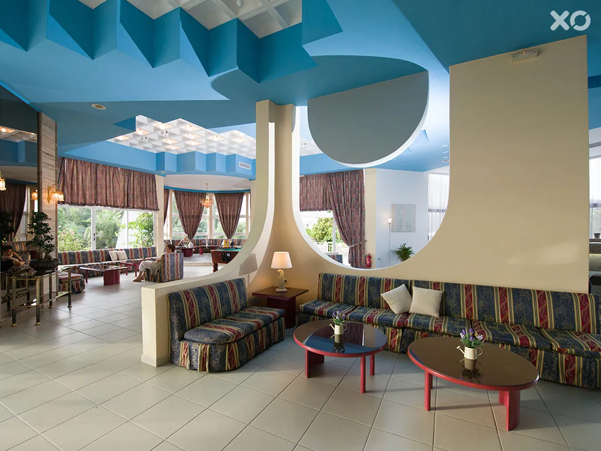 Happy Days Hotel