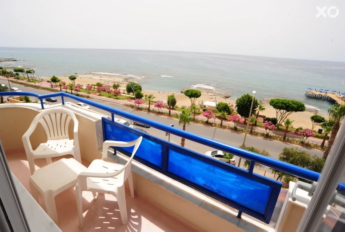 Semt Luna Beach Hotel